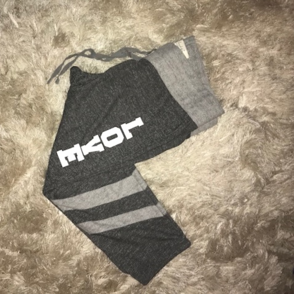 Angel Kiss Maternity Capris Sweats